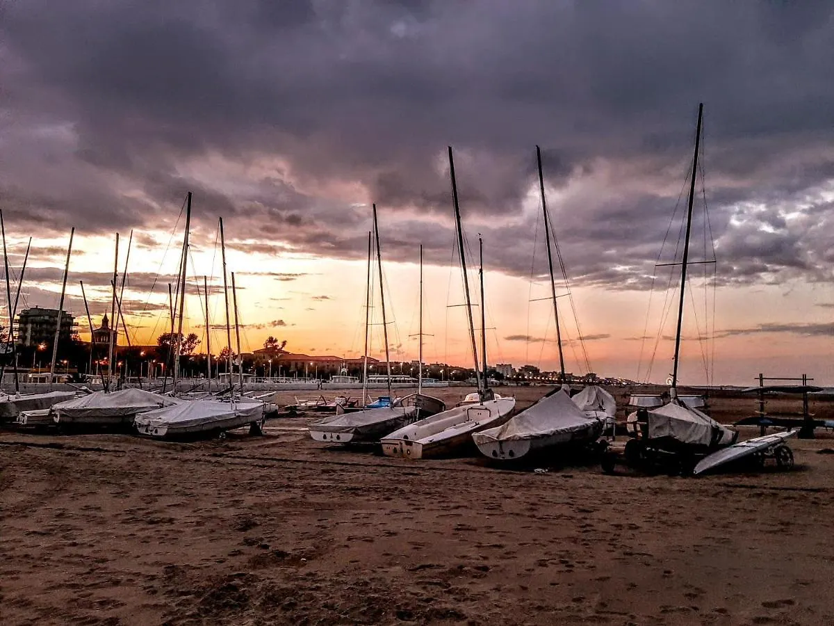 Hotel Amalfi Rimini 2*,  Olaszország