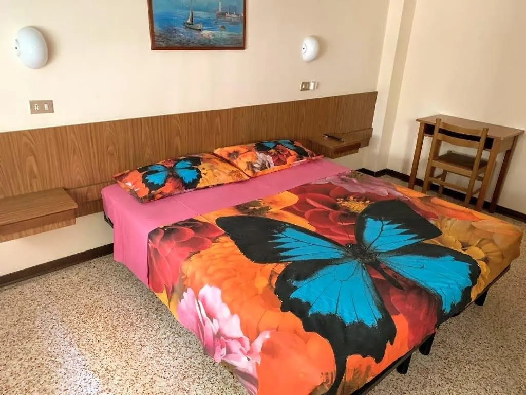 Hotel Amalfi Ρίμινι
